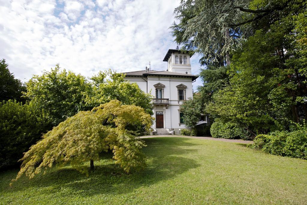 Apartmán La Torretta Verbania Exteriér fotografie