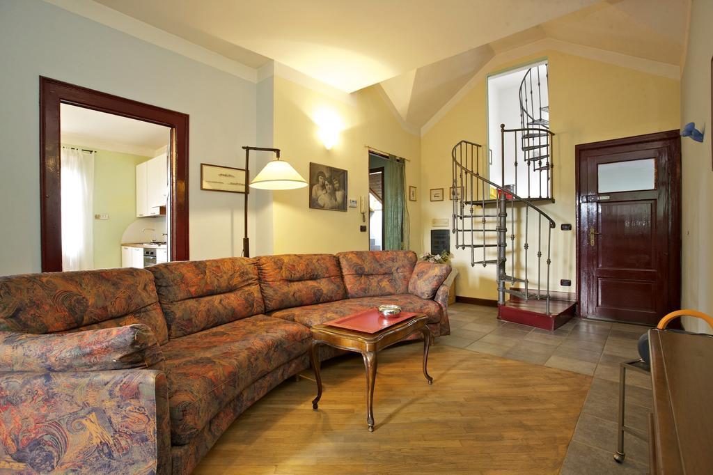 Apartmán La Torretta Verbania Exteriér fotografie
